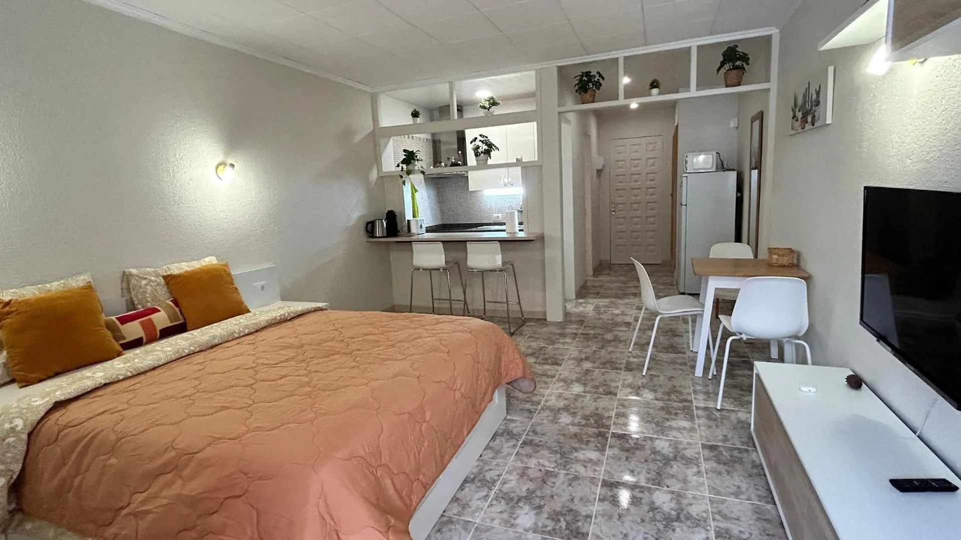 Tili Apartment With Ocean View San Marcos  スペイン